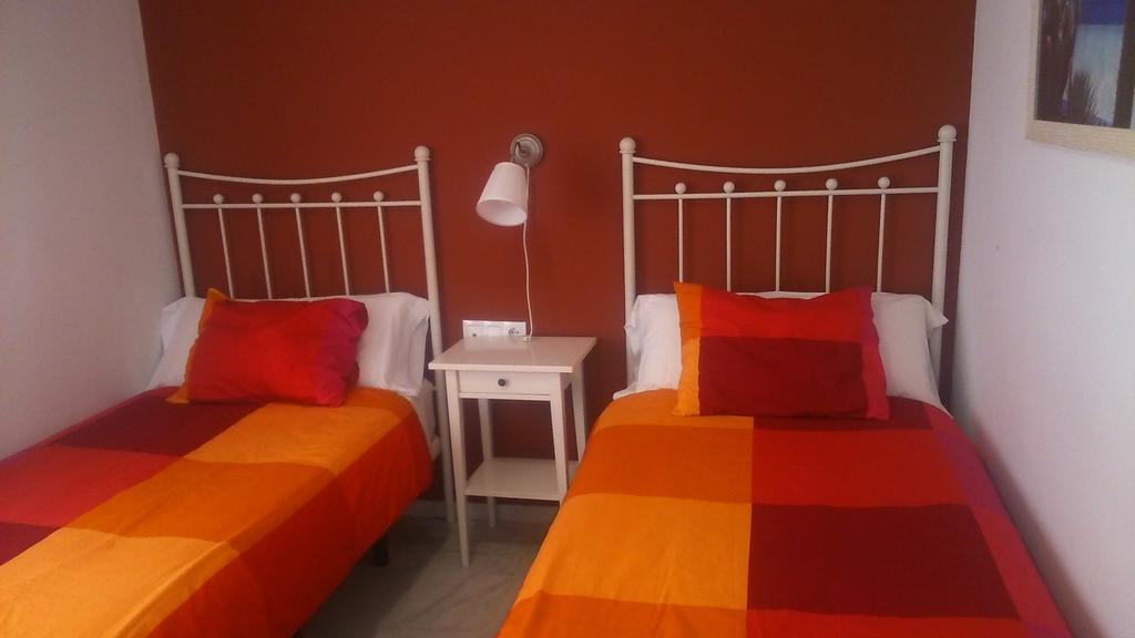 Hostal Monteluna Rociana Rum bild