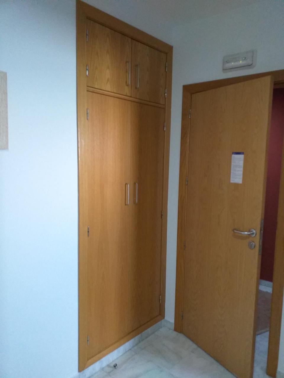 Hostal Monteluna Rociana Exteriör bild